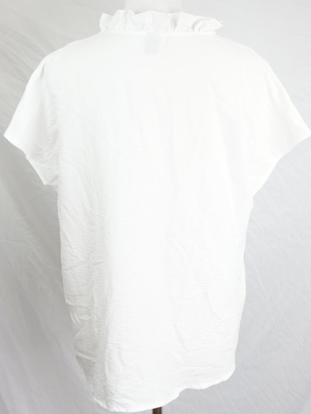 LNC Textured Shirt Pull Over Lightweight Shein Womens Large White Top - Picture 2 of 2